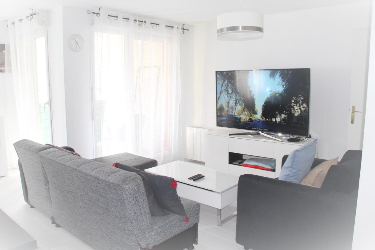 Logement Familial Tout Equipe Saint-Denis  Dış mekan fotoğraf